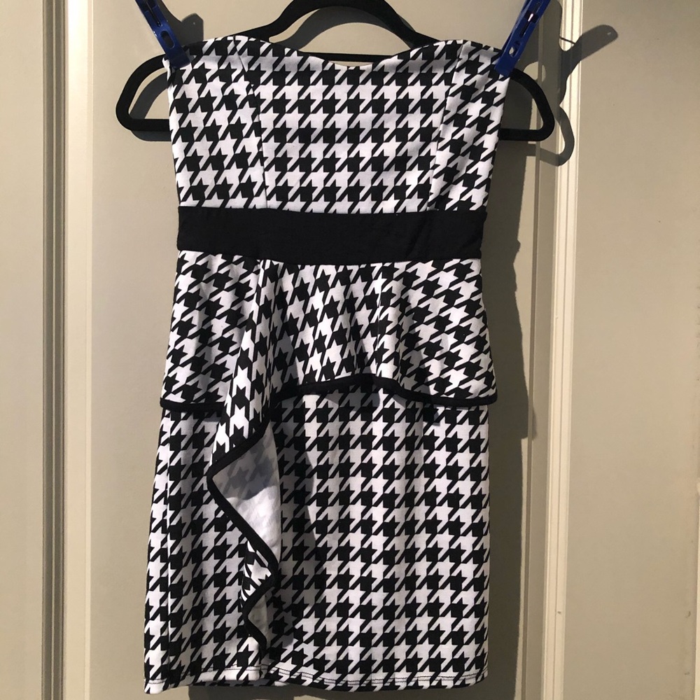 Le Fash Black & White Strapless Houndstooth Dress